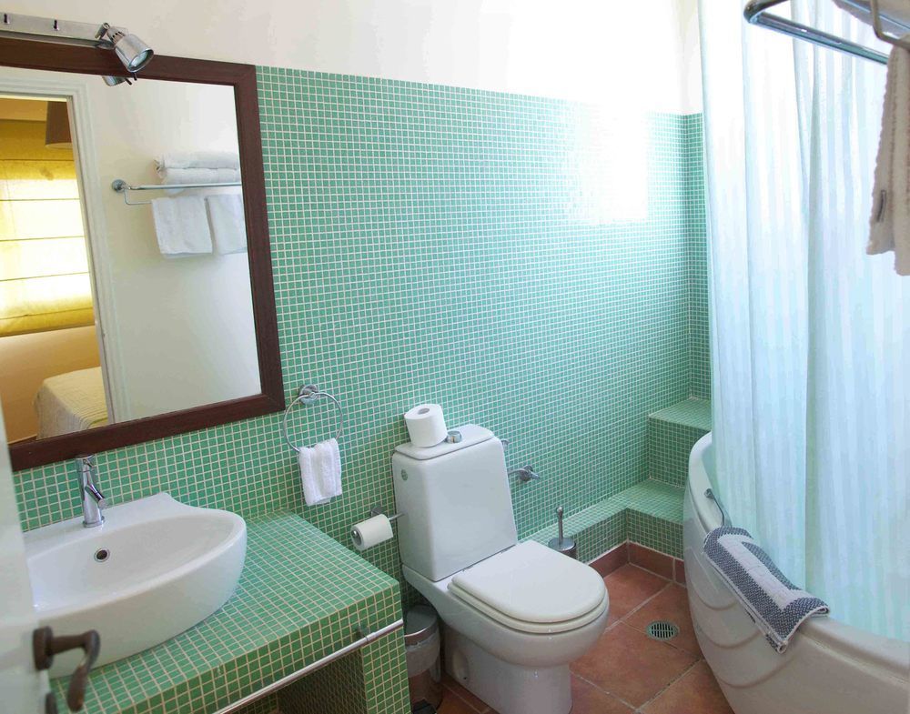 Rex Hotel - Bebeka'S Zacharo Esterno foto
